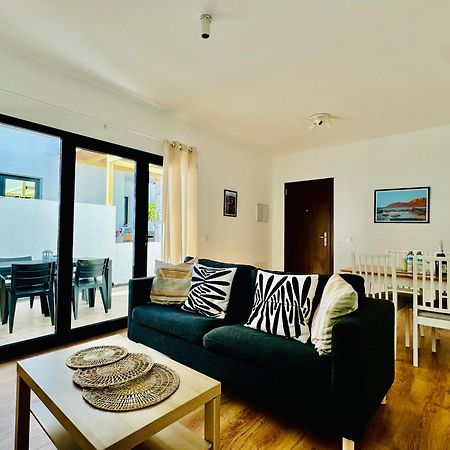 Villa Patricia By Vulcano Homes コスタ・テギセ エクステリア 写真
